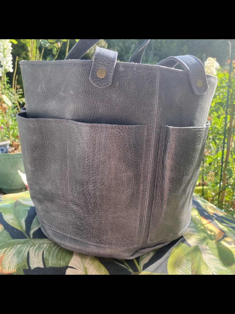 NWT Joji and Co Gardener Bucket Bag Knitting Project Bag Leather Gray - Picture 3 of 4